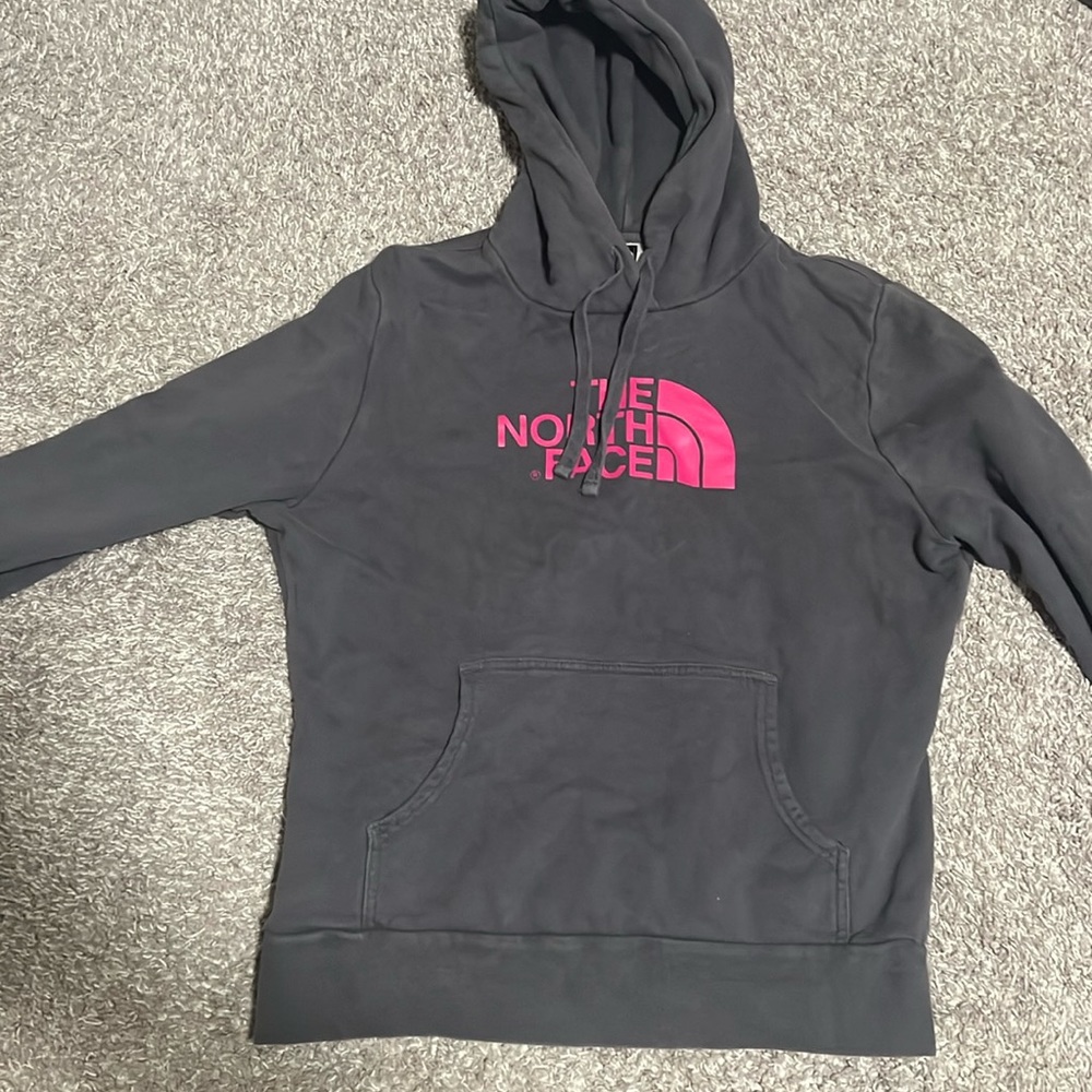 Women’s north face hoodie